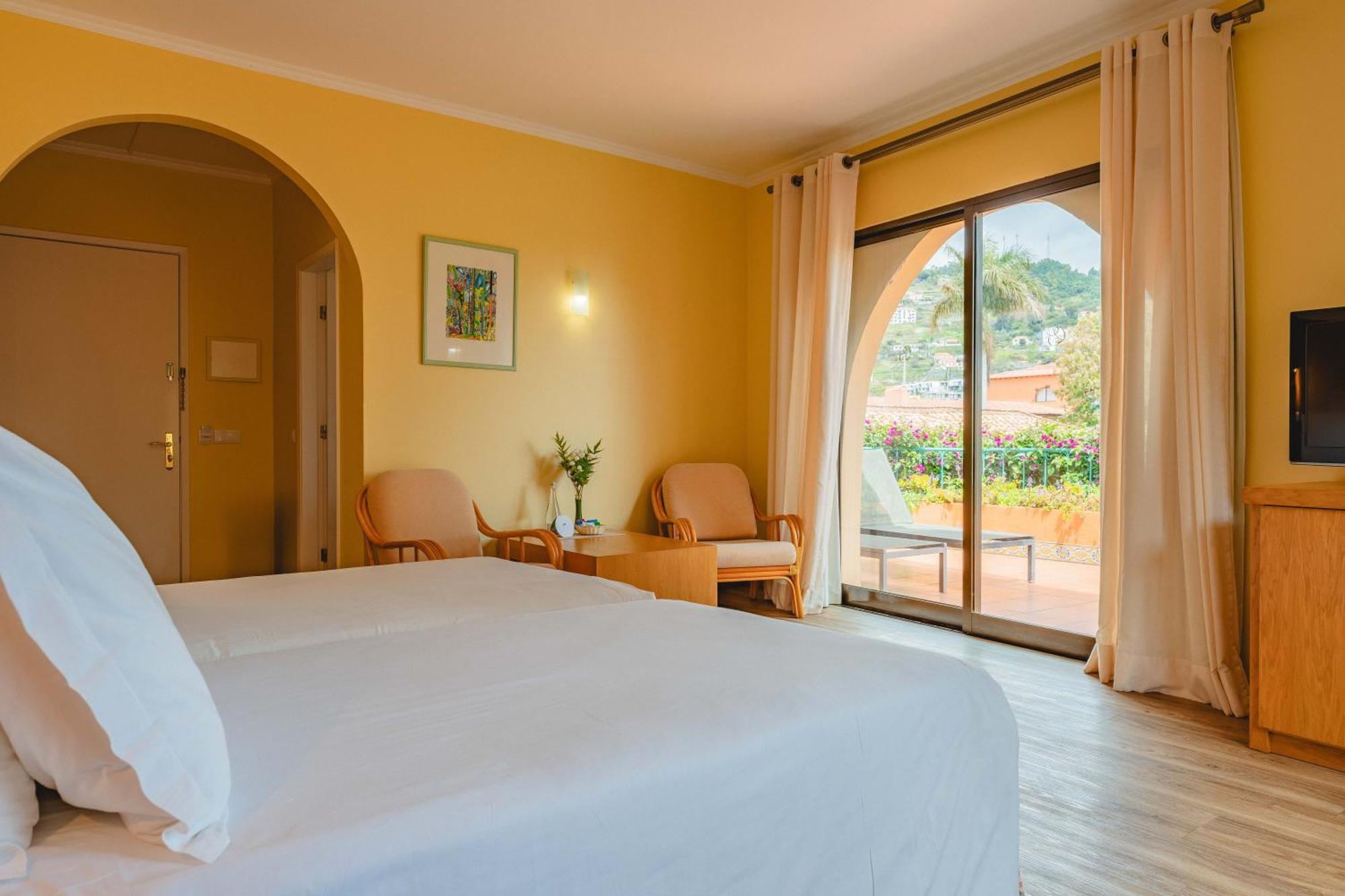 Quinta Splendida Wellness & Botanical Garden Hotel Caniço Værelse billede
