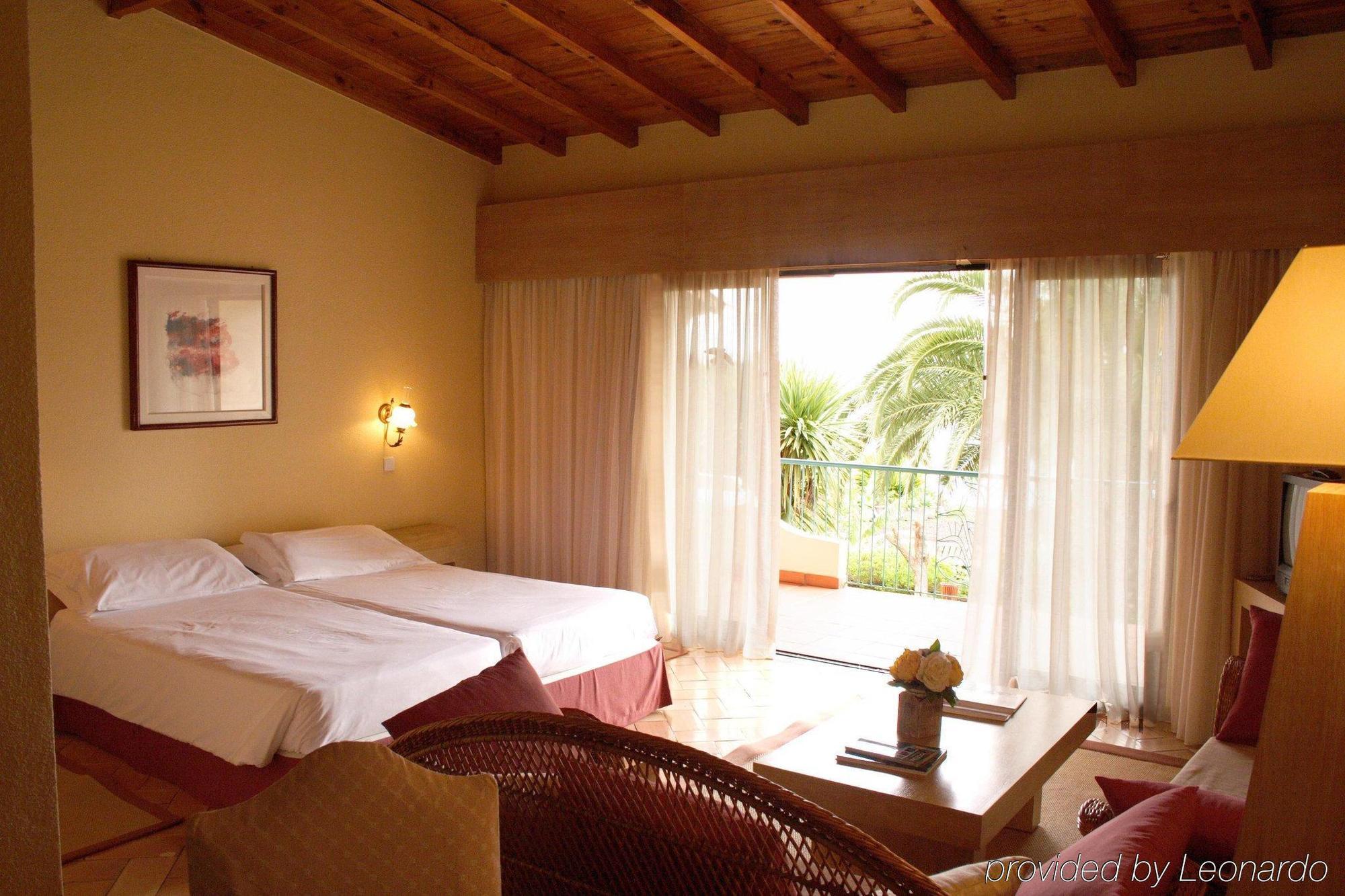 Quinta Splendida Wellness & Botanical Garden Hotel Caniço Værelse billede